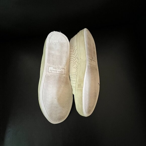 Kate Spade Ashlyn Heart White Sneakers with black accent Size 7M - Picture 3 of 5